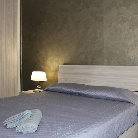 Cagliari 4U Hotel Buitenkant foto