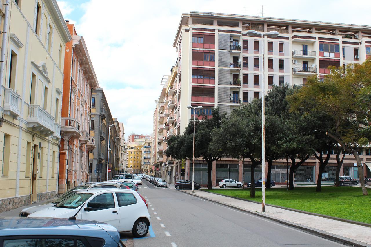 Cagliari 4U Hotel Buitenkant foto