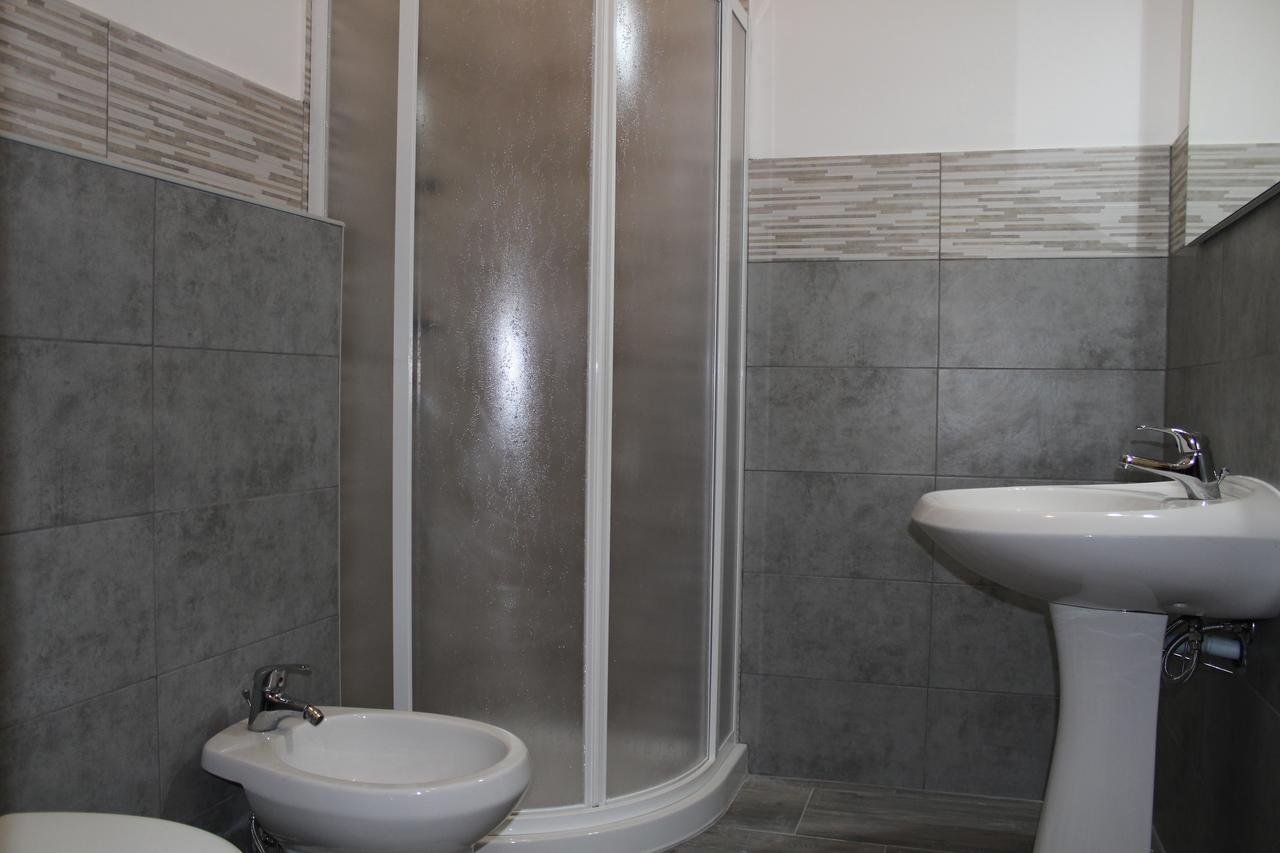 Cagliari 4U Hotel Buitenkant foto
