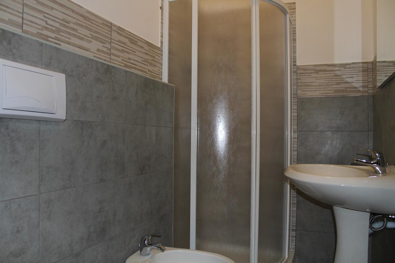 Cagliari 4U Hotel Buitenkant foto