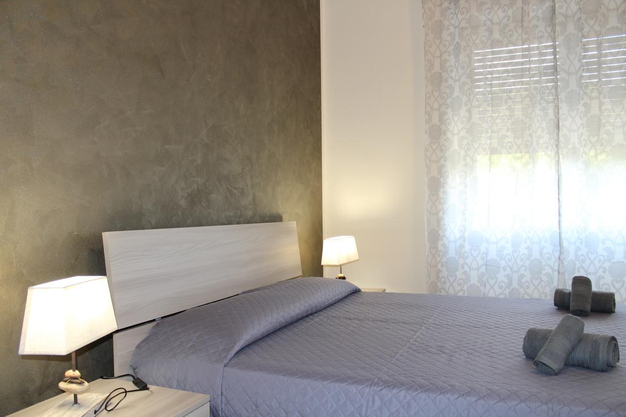 Cagliari 4U Hotel Buitenkant foto