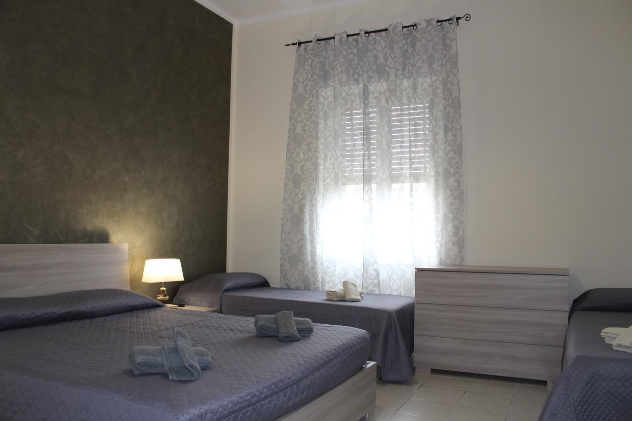 Cagliari 4U Hotel Buitenkant foto