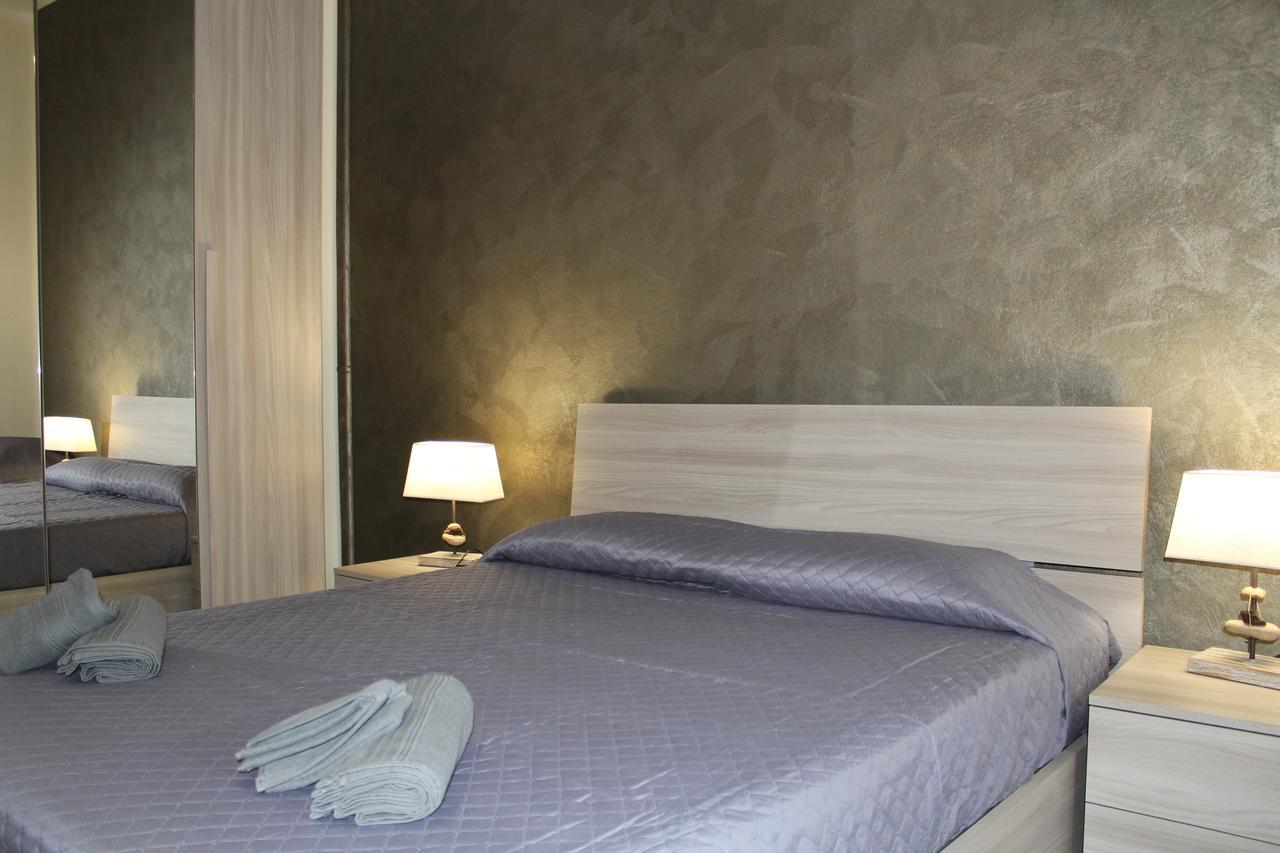 Cagliari 4U Hotel Buitenkant foto